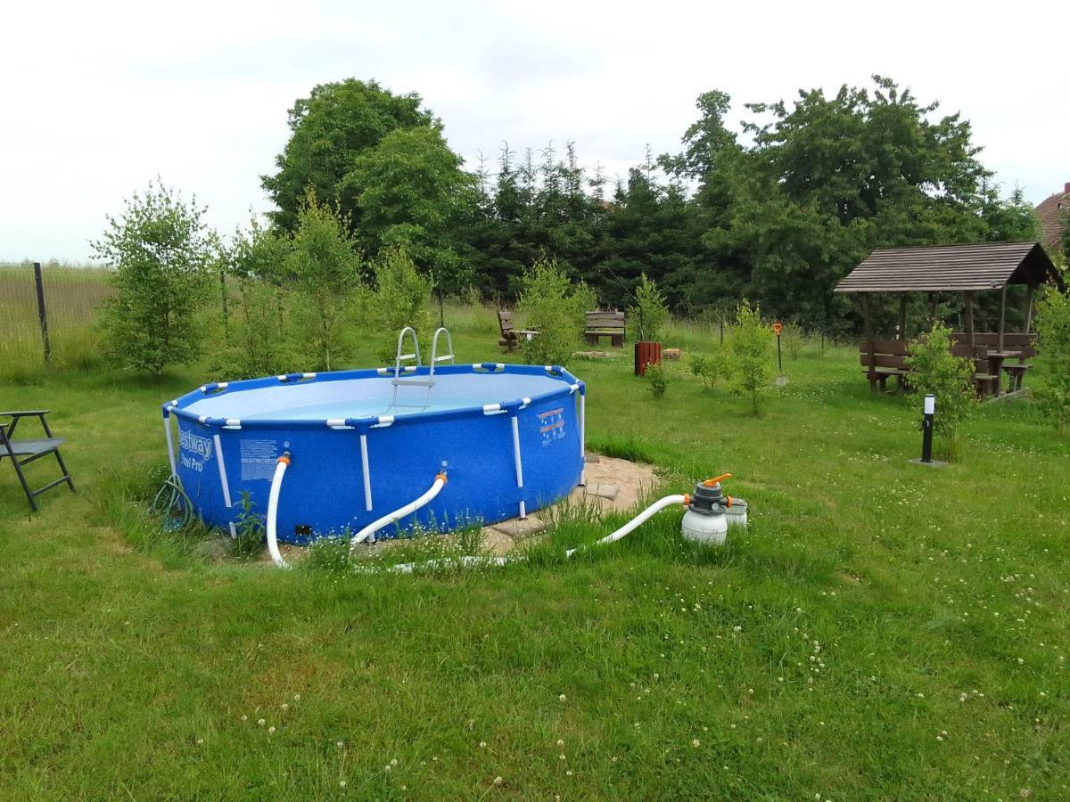 Domek W Gorach Izerskich 4 I 6 Osobowy, Agroturystyka, Zywe Zwierzeta, W Pelni Wyposazone, Plac Zabaw Dla Dzieci, Ognisko Z Kijkami I Rusztem, Ogrzewanie I Klimatyzacja, Latem Basen Mirsk Kültér fotó
